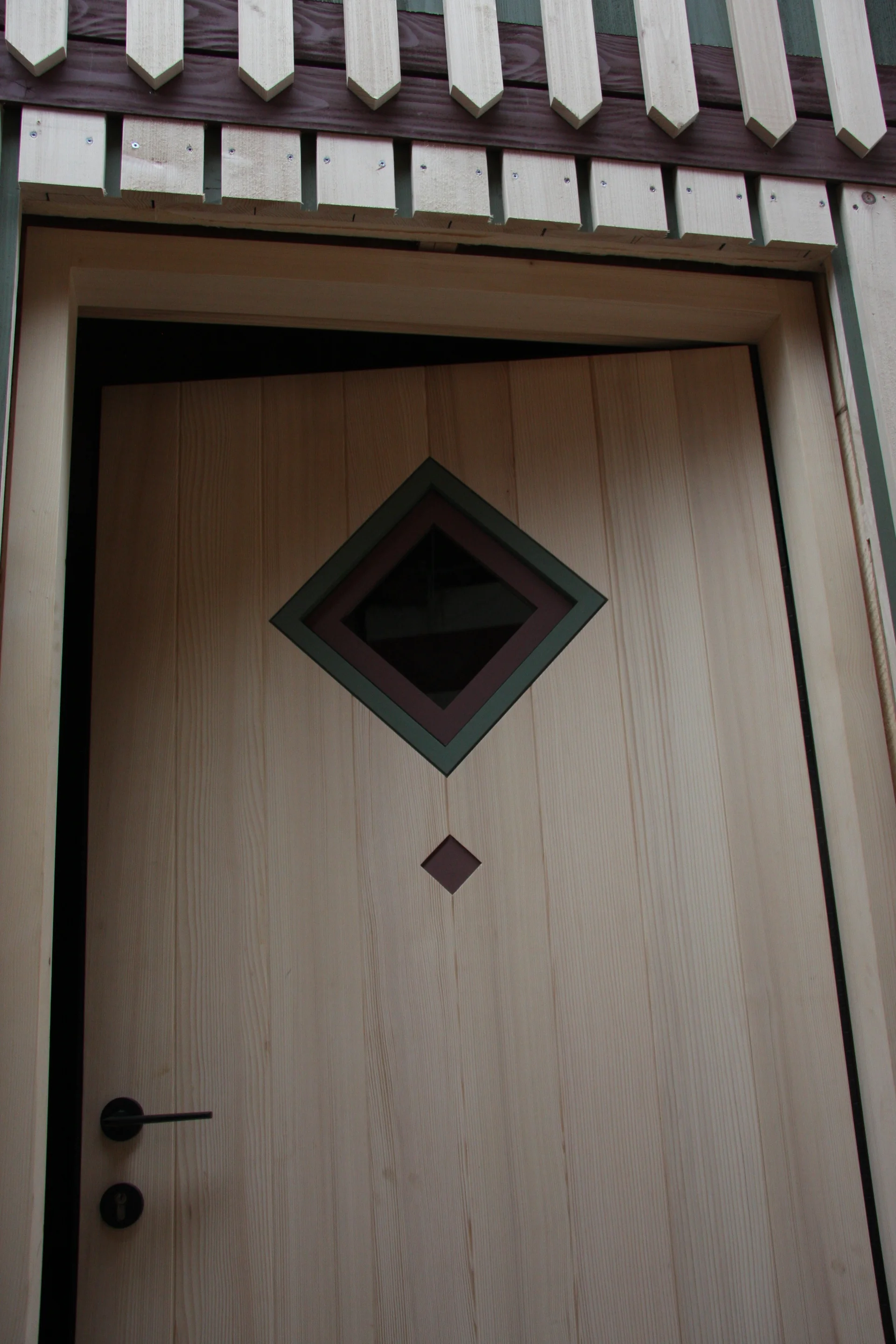 Tür zum neuen Anbau der Hochlandhütte | © DAV Sektion Hochland e.V. | Martin Schmengler